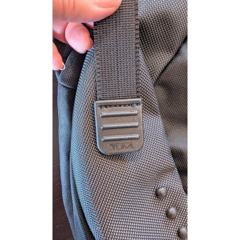 TUMI T-Tech Flow 5102D Backpack Black Red Multi Pocket Travel Business Bag